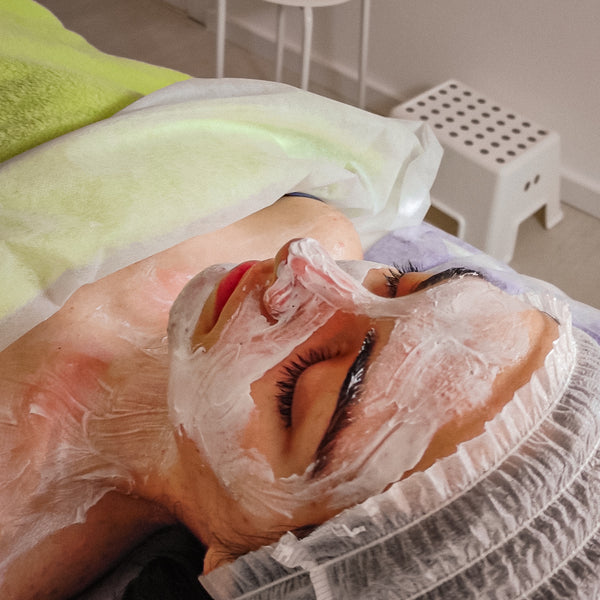 Limpieza facial profunda con aparatología + mascarilla CASMARA según tipo de piel